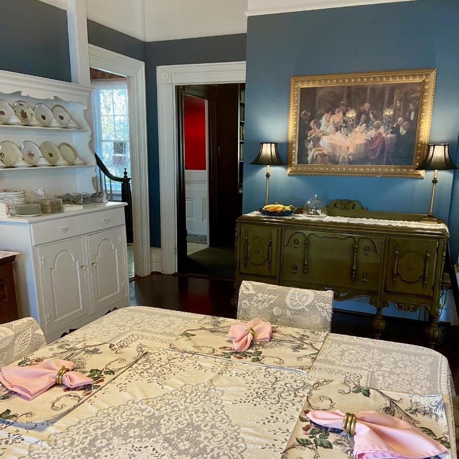 Shaw House Inn 펀데일 외부 사진