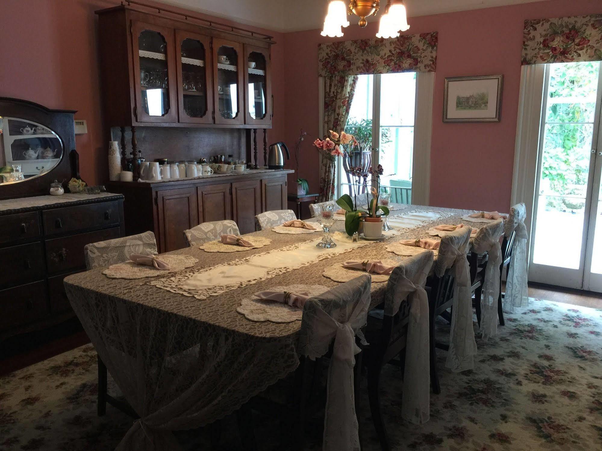 Shaw House Inn 펀데일 외부 사진