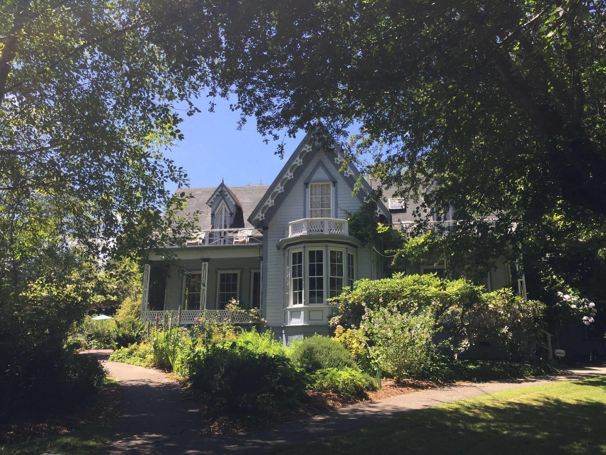 Shaw House Inn 펀데일 외부 사진